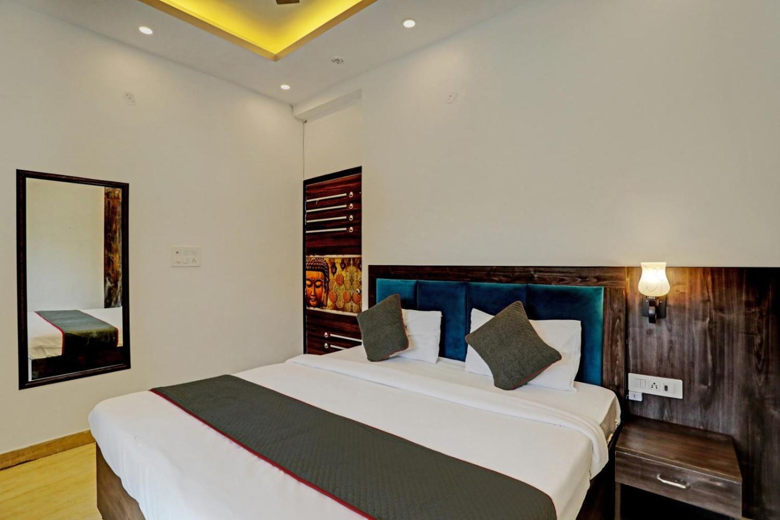 King Plaza Hotel